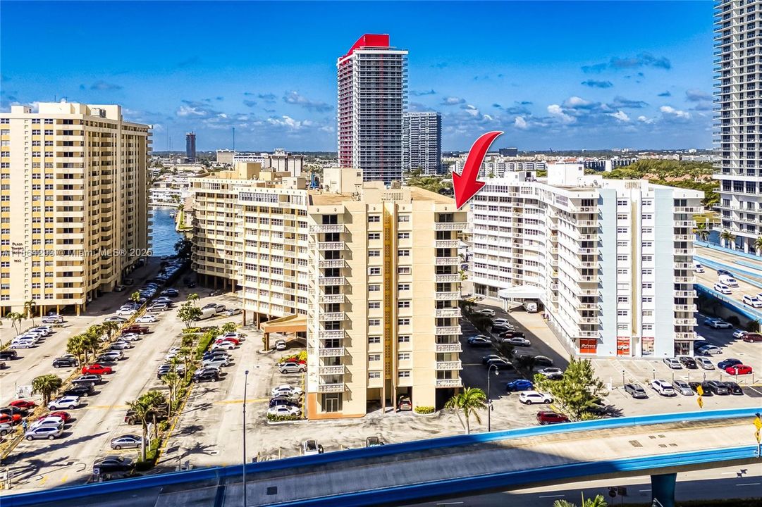 For Sale: $374,870 (2 beds, 2 baths, 1443 Square Feet)