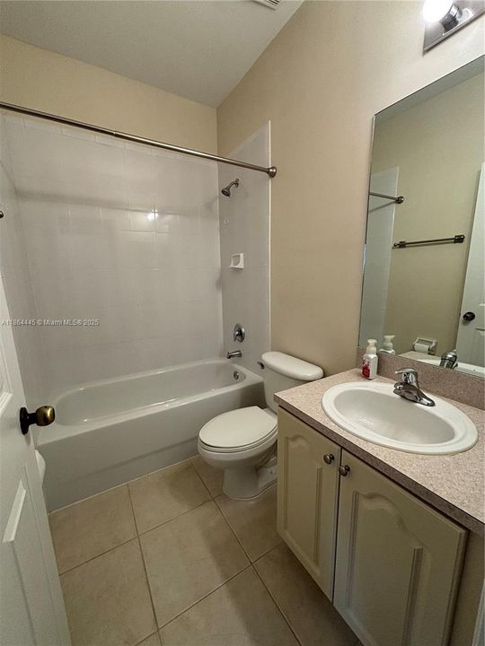 Secondary Full Bathroom