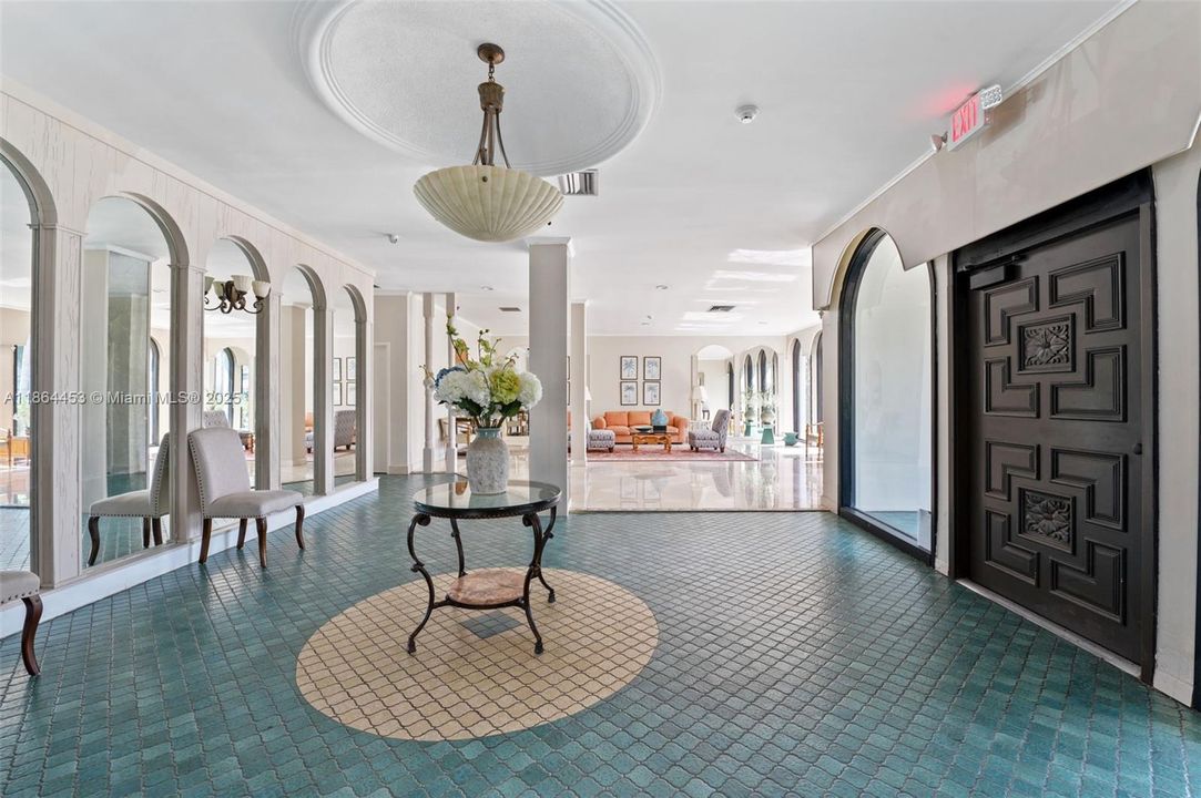 На продажу: $729,000 (2 спален, 2 ванн, 1510 Квадратных фут)