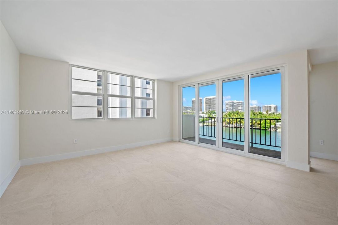 На продажу: $729,000 (2 спален, 2 ванн, 1510 Квадратных фут)