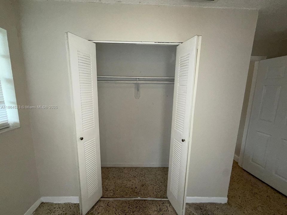 Recientemente alquilado: $1,850 (1 camas, 1 baños, 1768 Pies cuadrados)