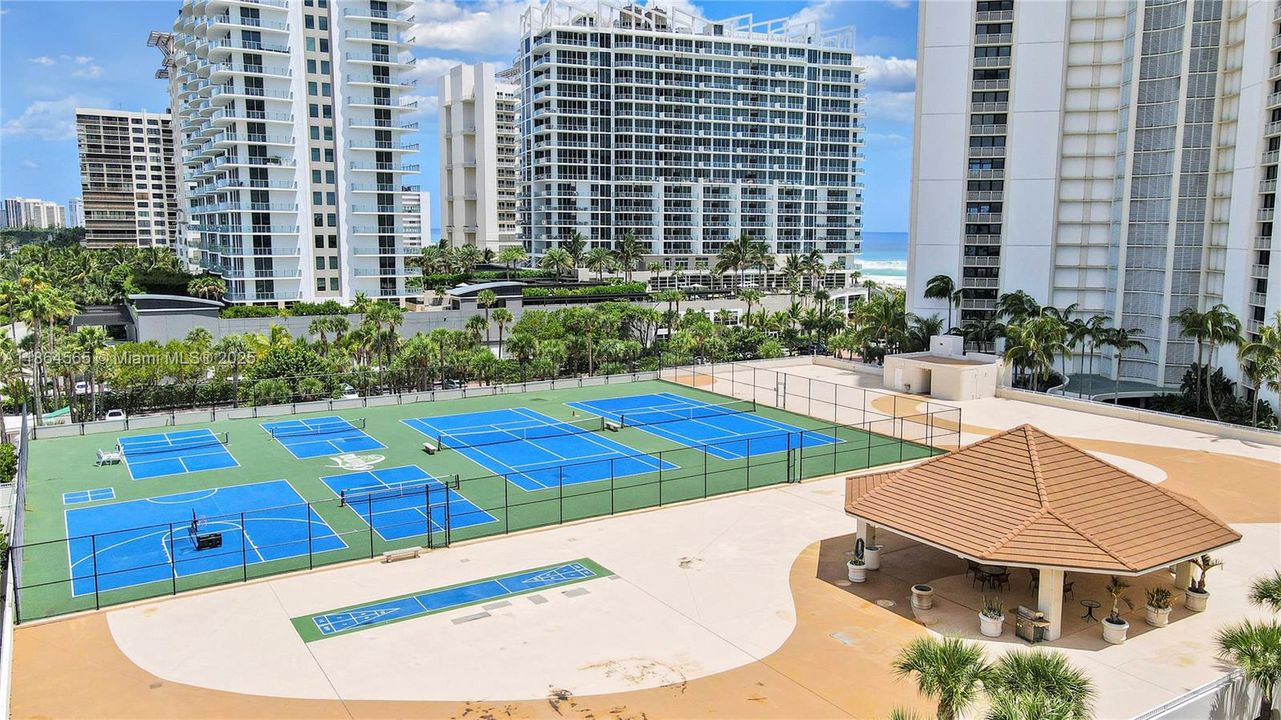 Tennis, Pickleball & Basketball Courts