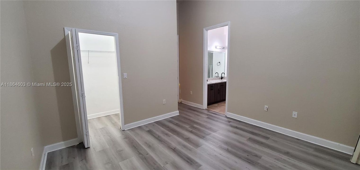 bedroom #5(Jack and Jill)