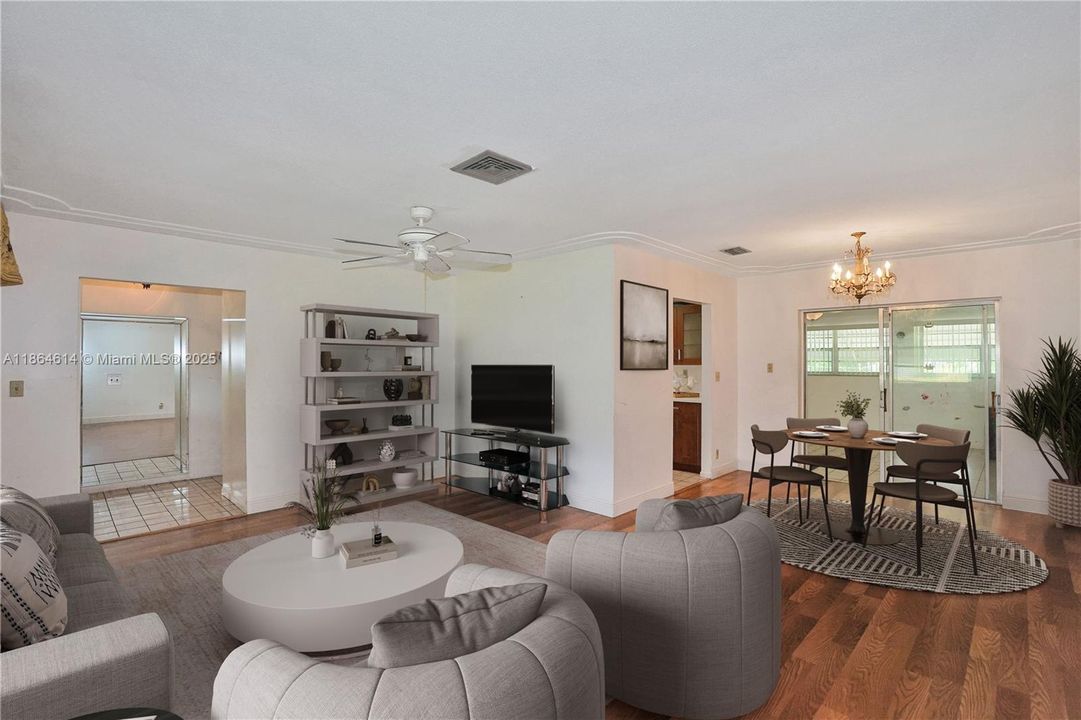 Recently Sold: $480,000 (4 beds, 2 baths, 2027 Square Feet)