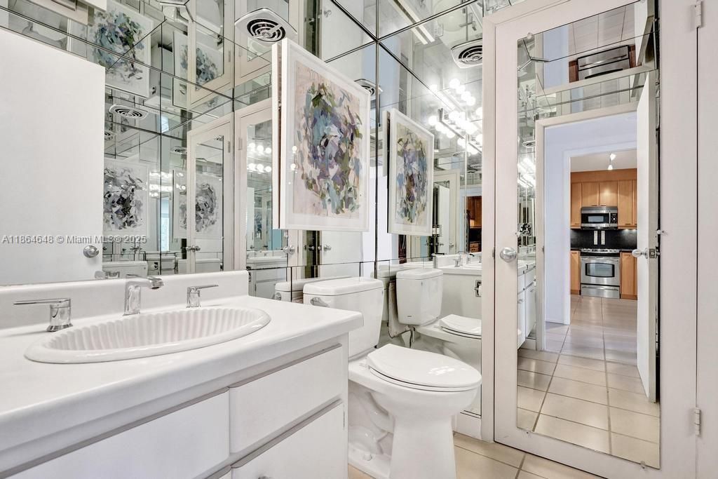 待售: $670,000 (1 贝兹, 1 浴室, 1038 平方英尺)