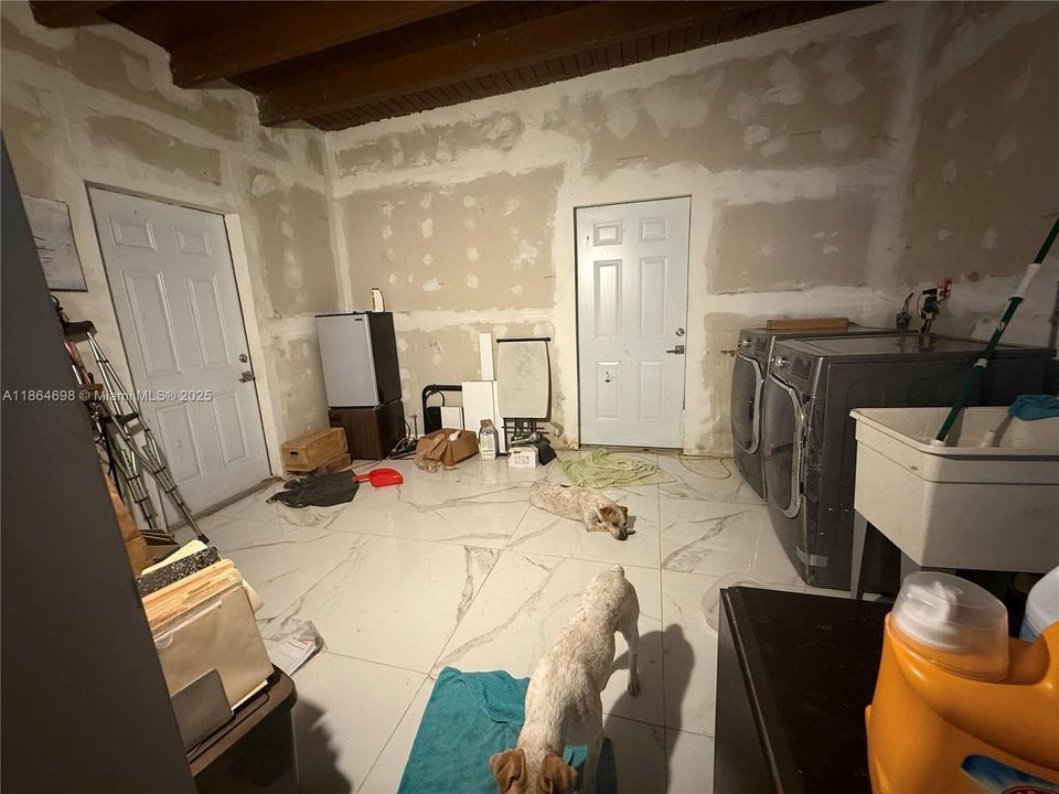 待售: $2,500,000 (4 贝兹, 2 浴室, 3308 平方英尺)