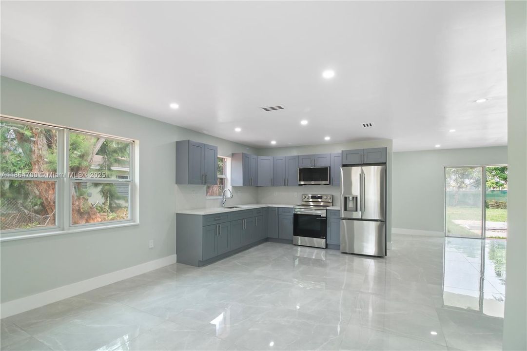 For Sale: $849,000 (0 beds, 0 baths, 2266 Square Feet)