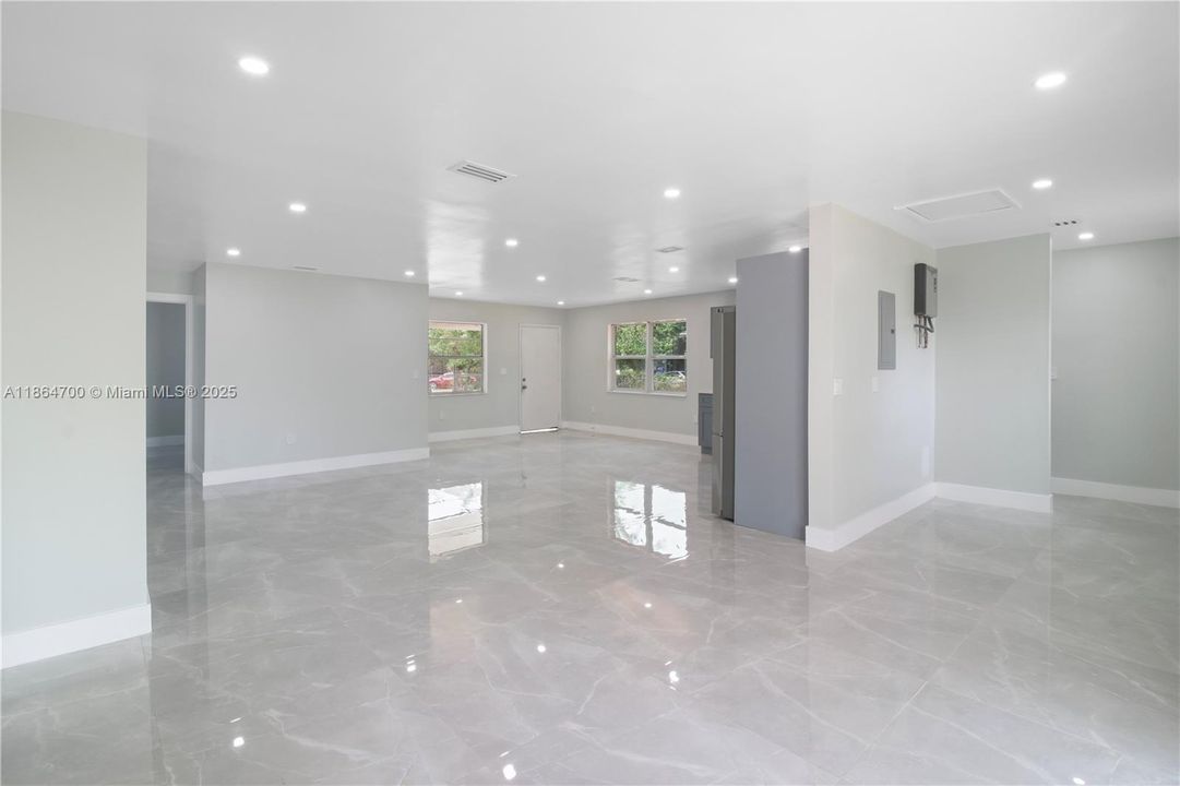 For Sale: $849,000 (0 beds, 0 baths, 2266 Square Feet)