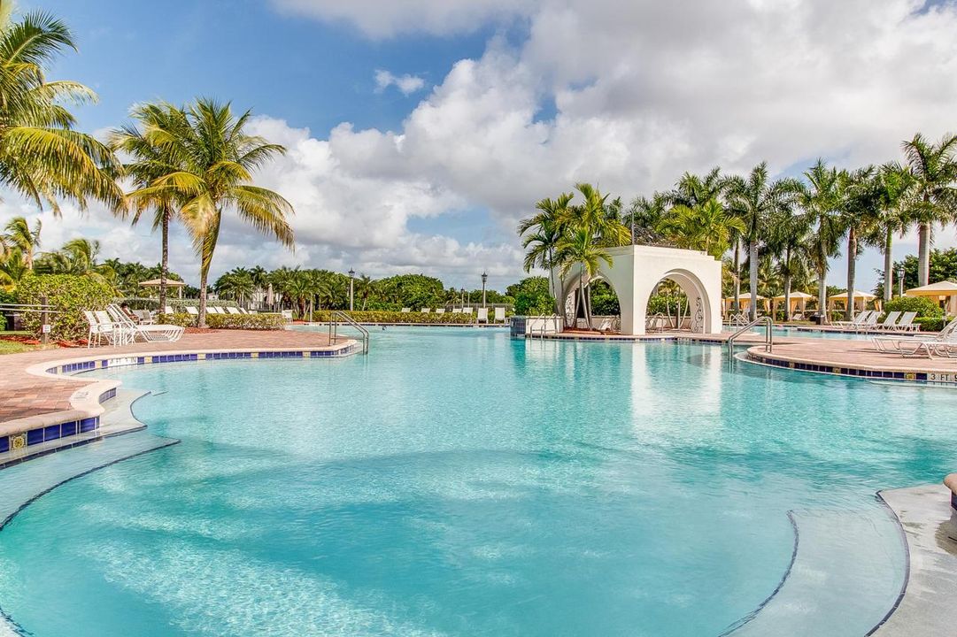 036-9885WoodworthCourt-Wellington-FL-334