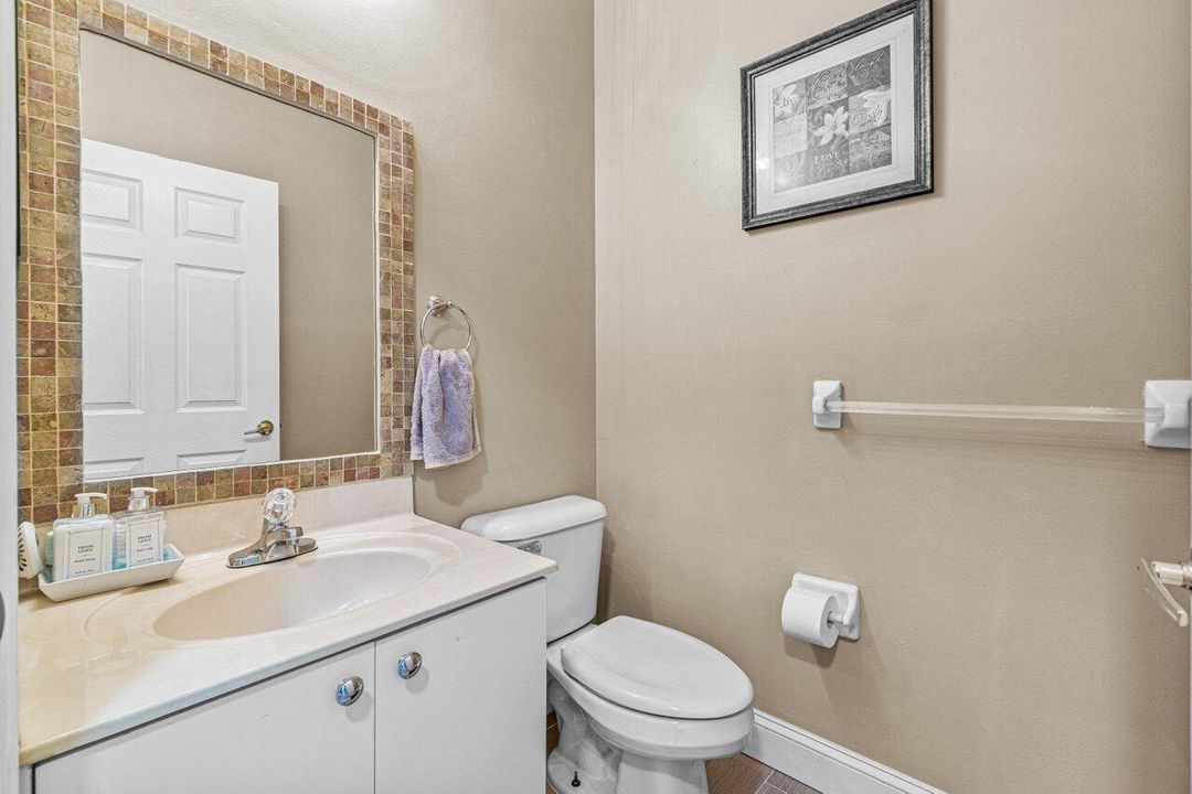 009-9885WoodworthCourt-Wellington-FL-334