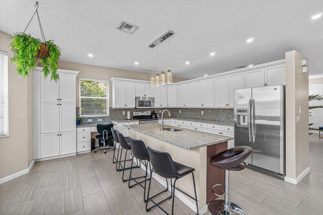 011-9885WoodworthCourt-Wellington-FL-334