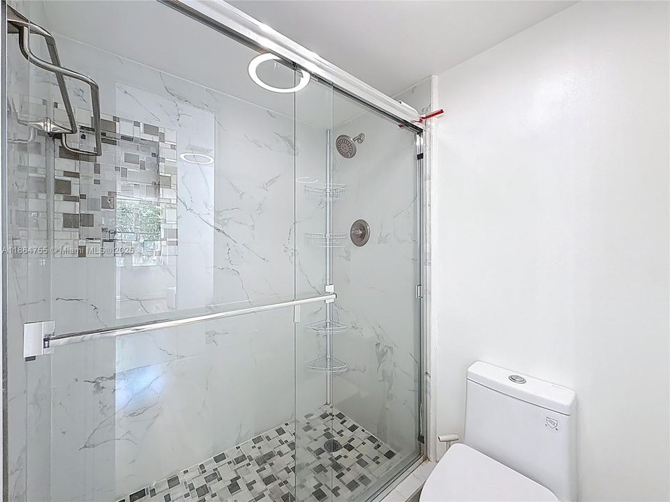 Vendido Recientemente: $134,900 (2 camas, 2 baños, 1120 Pies cuadrados)