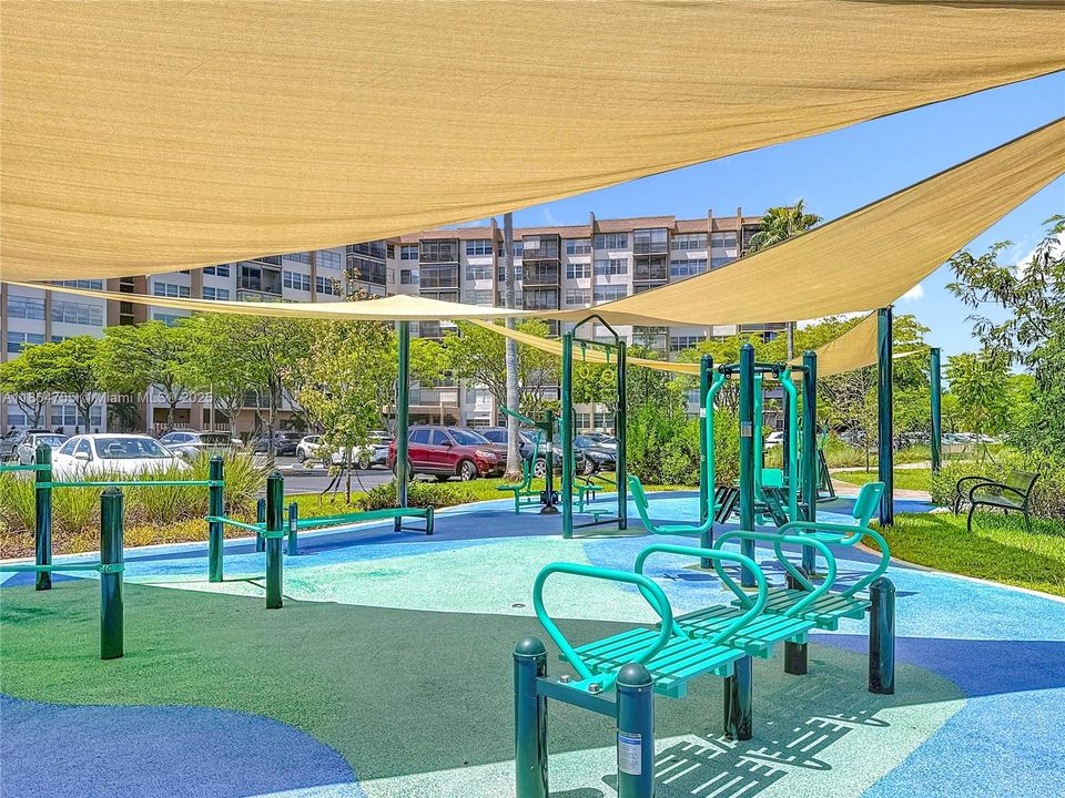 Vendido Recientemente: $134,900 (2 camas, 2 baños, 1120 Pies cuadrados)