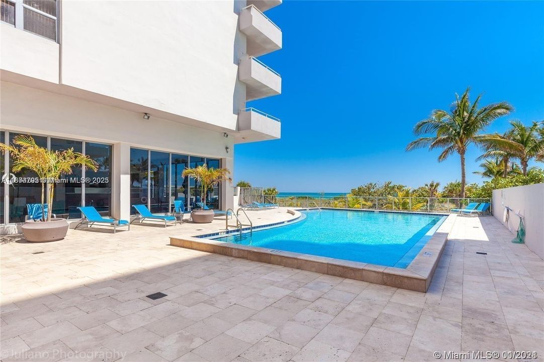 待售: $350,000 (0 贝兹, 1 浴室, 450 平方英尺)