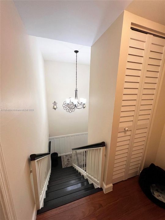 Recently Sold: $350,000 (2 beds, 2 baths, 1616 Square Feet)