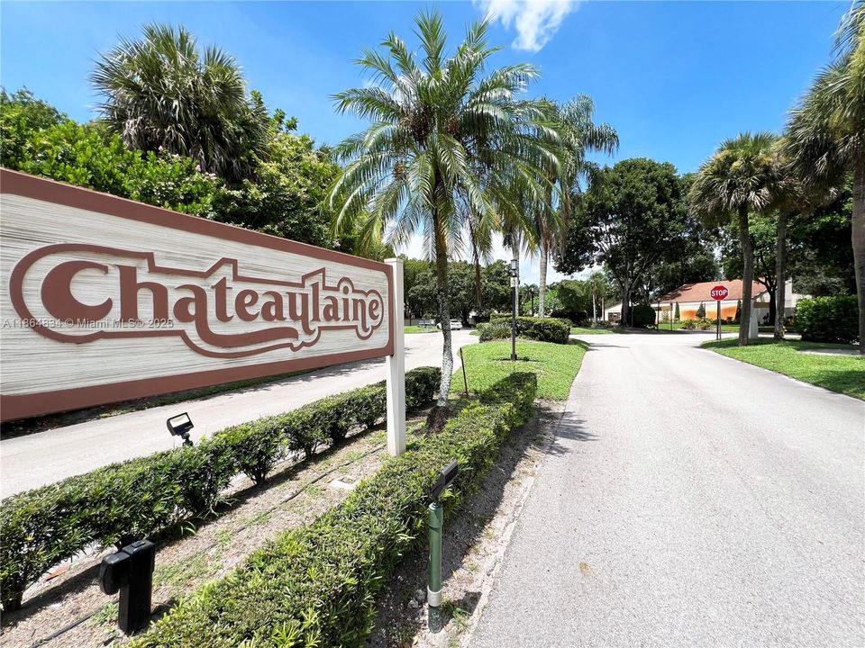 Recently Sold: $350,000 (2 beds, 2 baths, 1616 Square Feet)