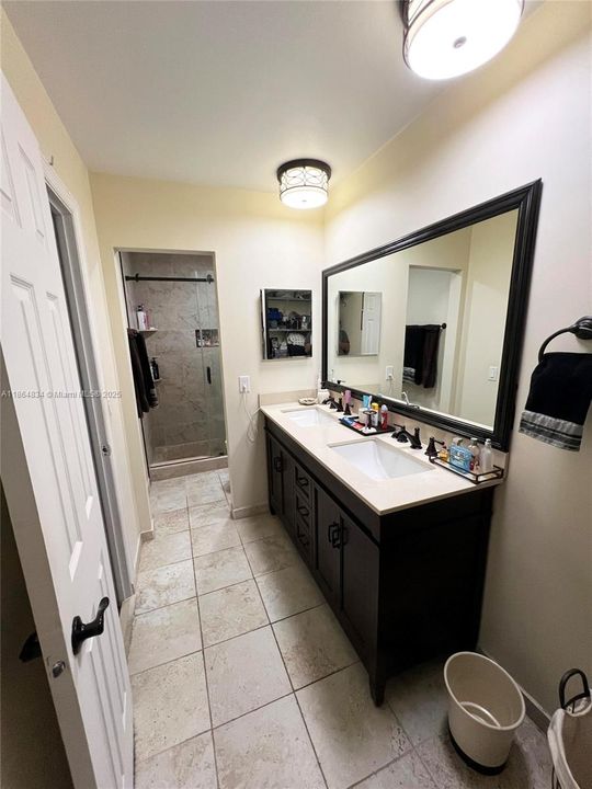 Recently Sold: $350,000 (2 beds, 2 baths, 1616 Square Feet)