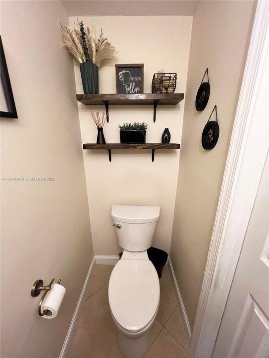 Recently Sold: $350,000 (2 beds, 2 baths, 1616 Square Feet)