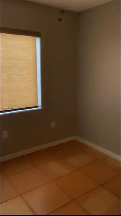 最近租的: $2,900 (3 贝兹, 2 浴室, 1301 平方英尺)