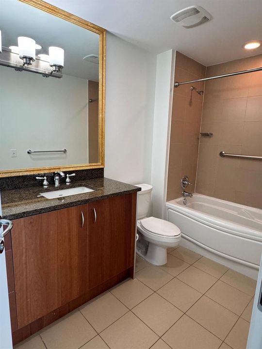 В аренду: $4,300 (2 спален, 2 ванн, 1006 Квадратных фут)