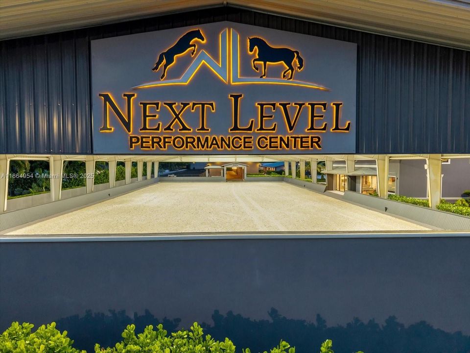 En Venta: $9,000,000 (8 camas, 5 baños, 6380 Pies cuadrados)