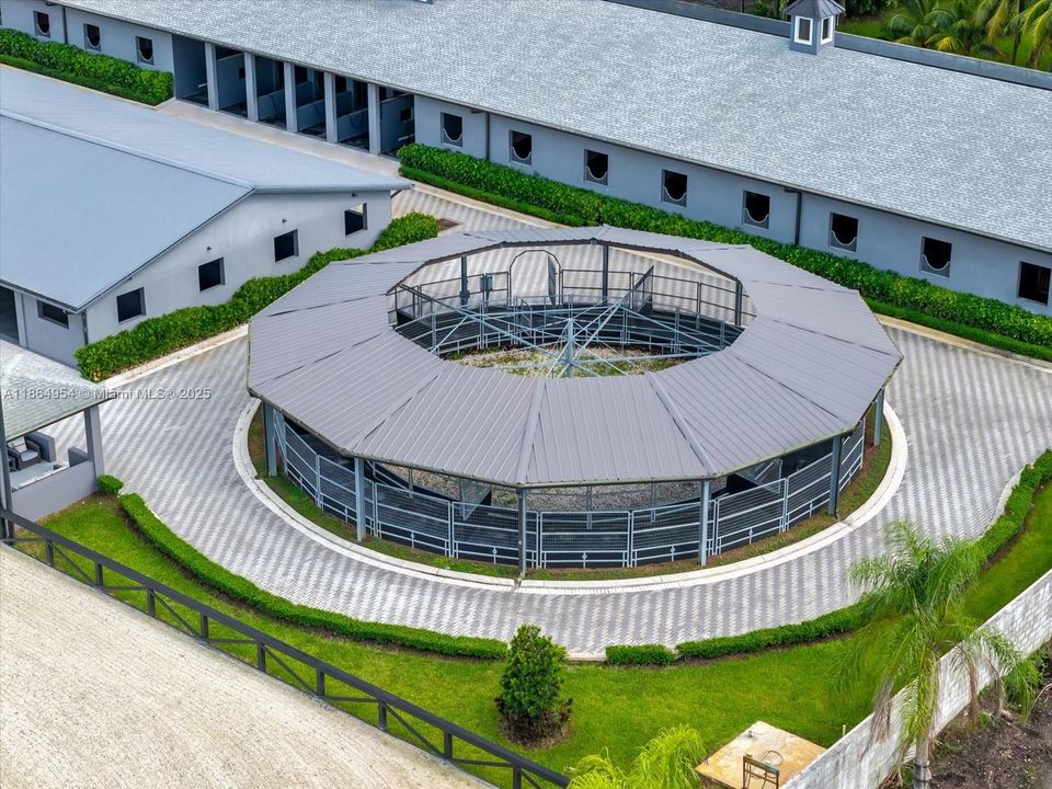 En Venta: $9,000,000 (8 camas, 5 baños, 6380 Pies cuadrados)