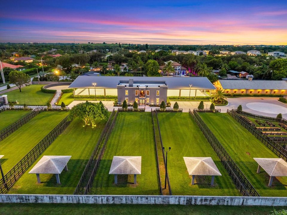 En Venta: $9,000,000 (8 camas, 5 baños, 6380 Pies cuadrados)