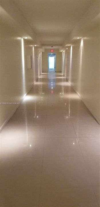 Active With Contract: $2,000 (2 beds, 2 baths, 1106 Square Feet)