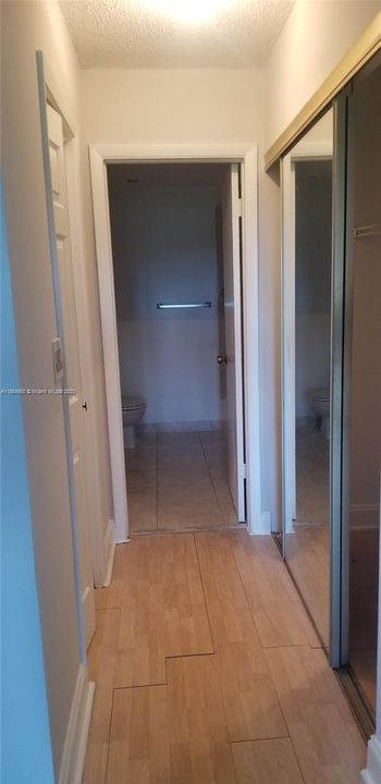 Active With Contract: $2,000 (2 beds, 2 baths, 1106 Square Feet)