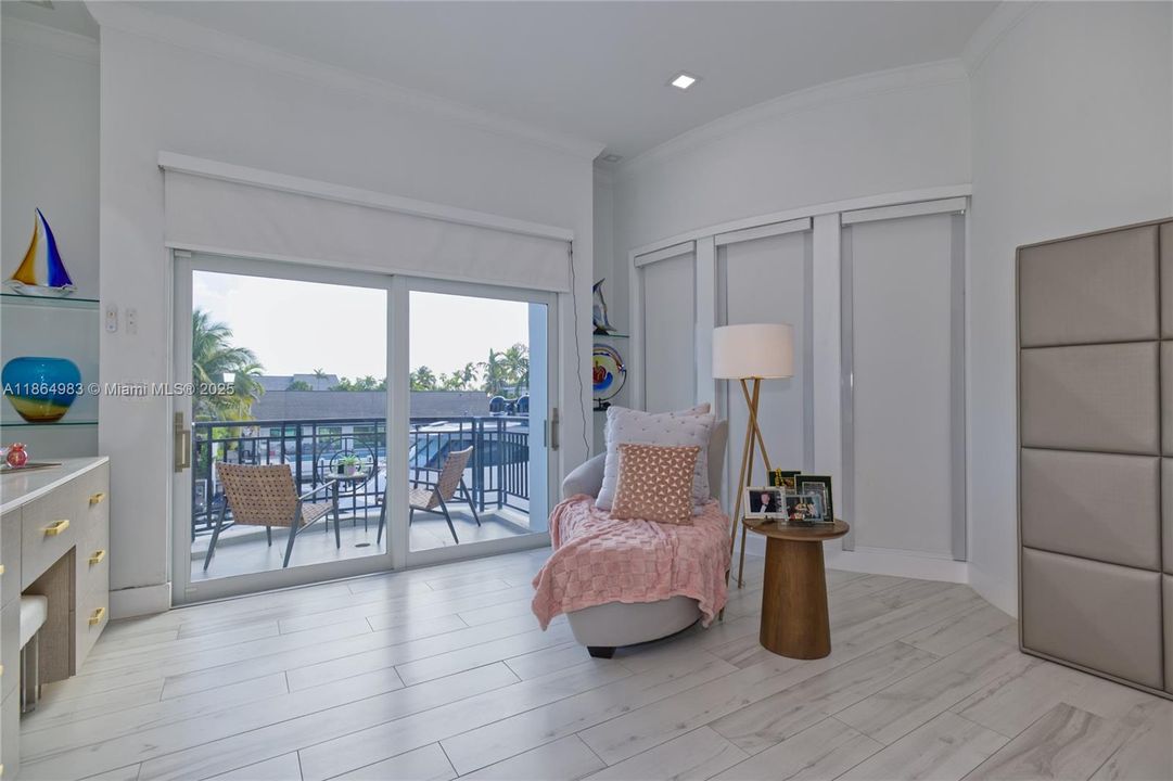 For Sale: $5,600,000 (6 beds, 6 baths, 4773 Square Feet)