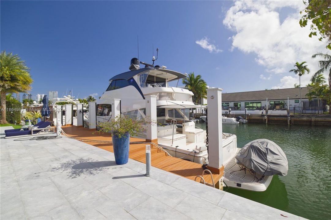 For Sale: $5,600,000 (6 beds, 6 baths, 4773 Square Feet)