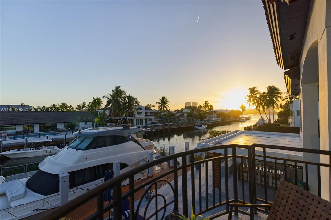 For Sale: $5,600,000 (6 beds, 6 baths, 4773 Square Feet)