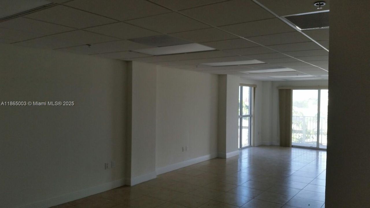 Recently Rented: $32 (0 beds, 0 baths, 0 Square Feet)