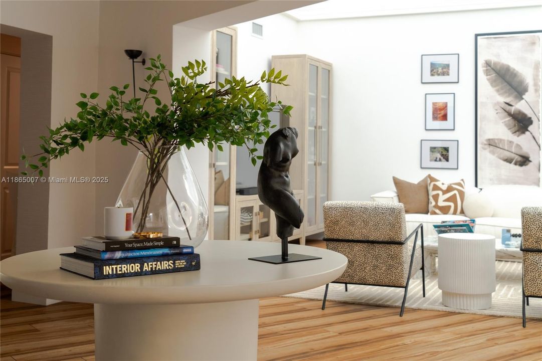 待售: $3,997,000 (5 贝兹, 5 浴室, 3962 平方英尺)