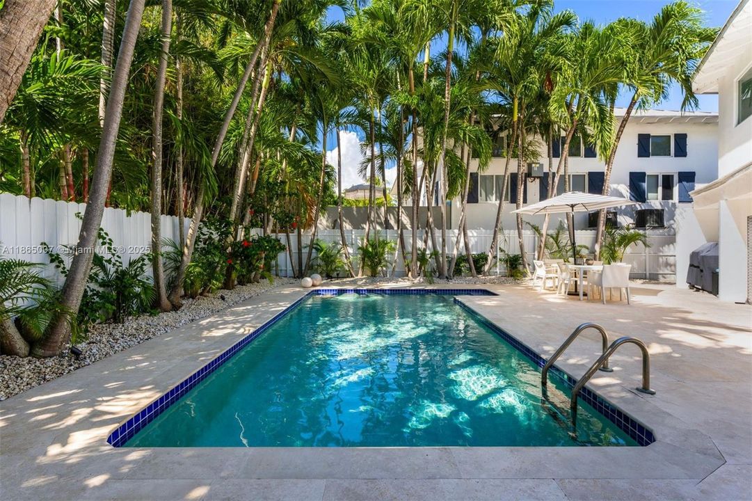 待售: $3,997,000 (5 贝兹, 5 浴室, 3962 平方英尺)