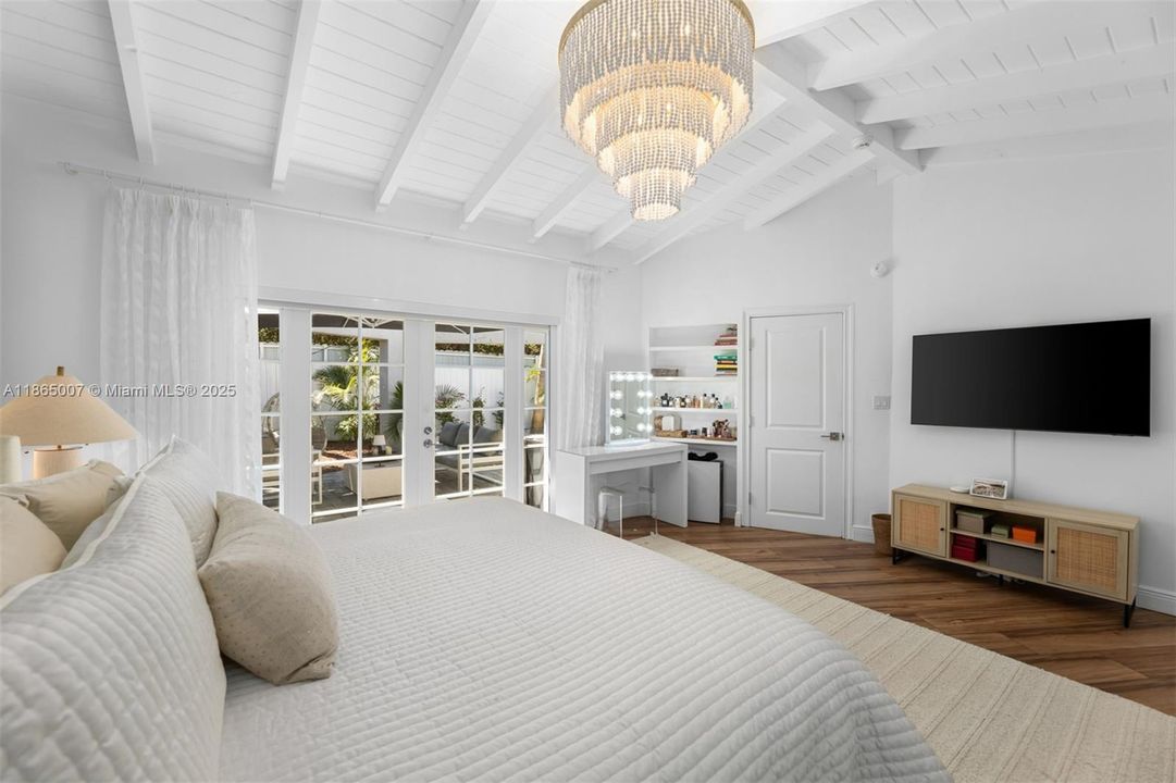 待售: $3,997,000 (5 贝兹, 5 浴室, 3962 平方英尺)