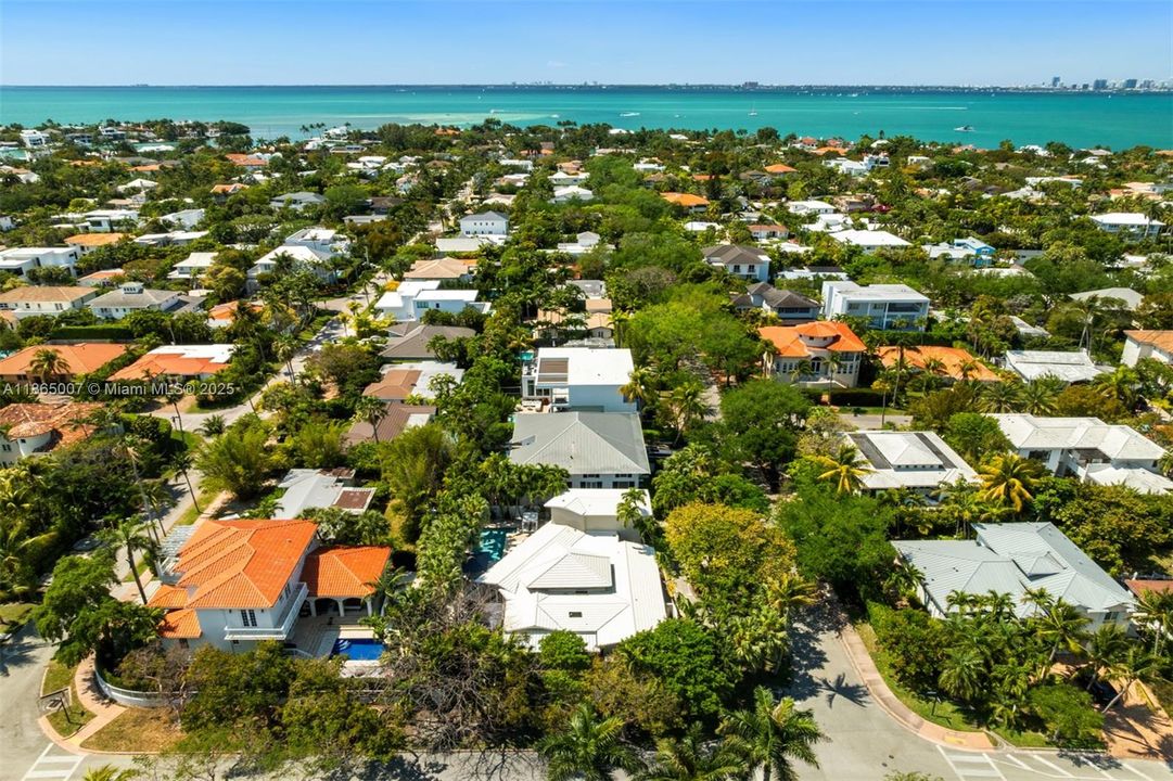 待售: $3,997,000 (5 贝兹, 5 浴室, 3962 平方英尺)