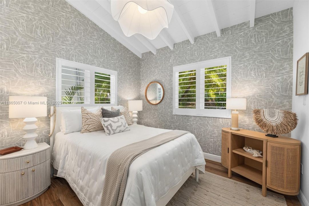 待售: $3,997,000 (5 贝兹, 5 浴室, 3962 平方英尺)