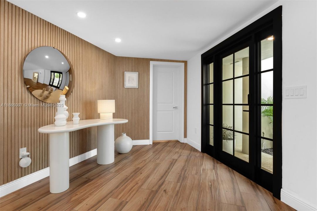 待售: $3,997,000 (5 贝兹, 5 浴室, 3962 平方英尺)