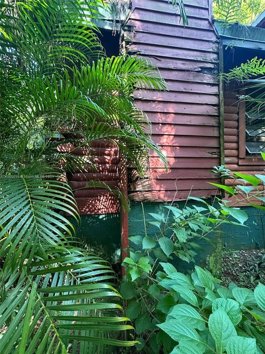 合同活跃: $399,900 (3 贝兹, 2 浴室, 1601 平方英尺)