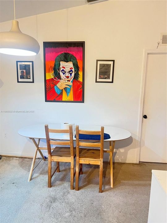 Active With Contract: $200,000 (3 beds, 2 baths, 1176 Square Feet)