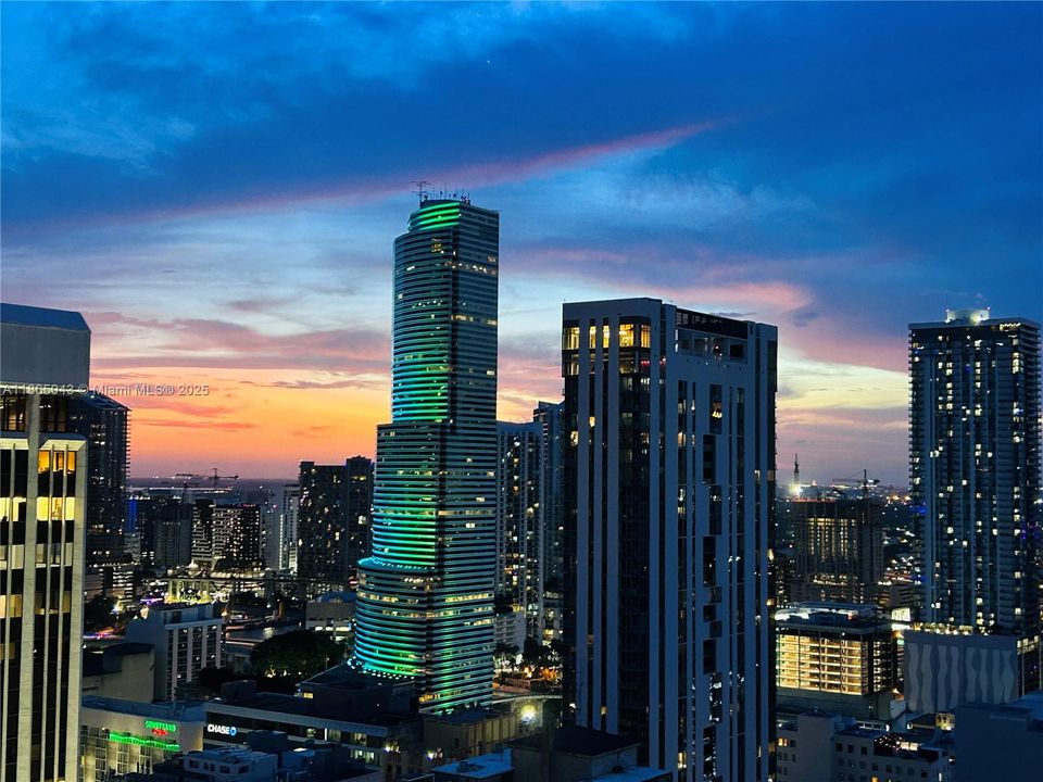 На продажу: $440,000 (1 спален, 1 ванн, 845 Квадратных фут)