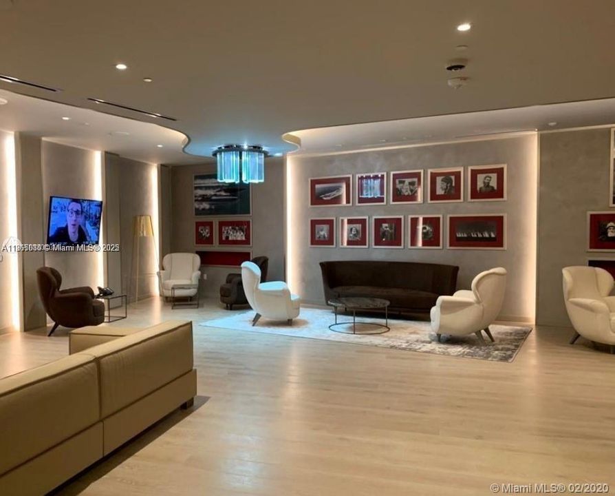 En Venta: $850,000 (1 camas, 1 baños, 839 Pies cuadrados)