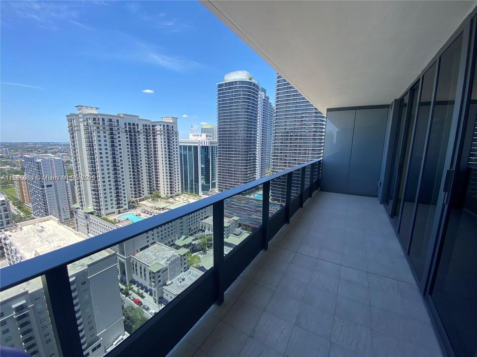 En Venta: $850,000 (1 camas, 1 baños, 839 Pies cuadrados)