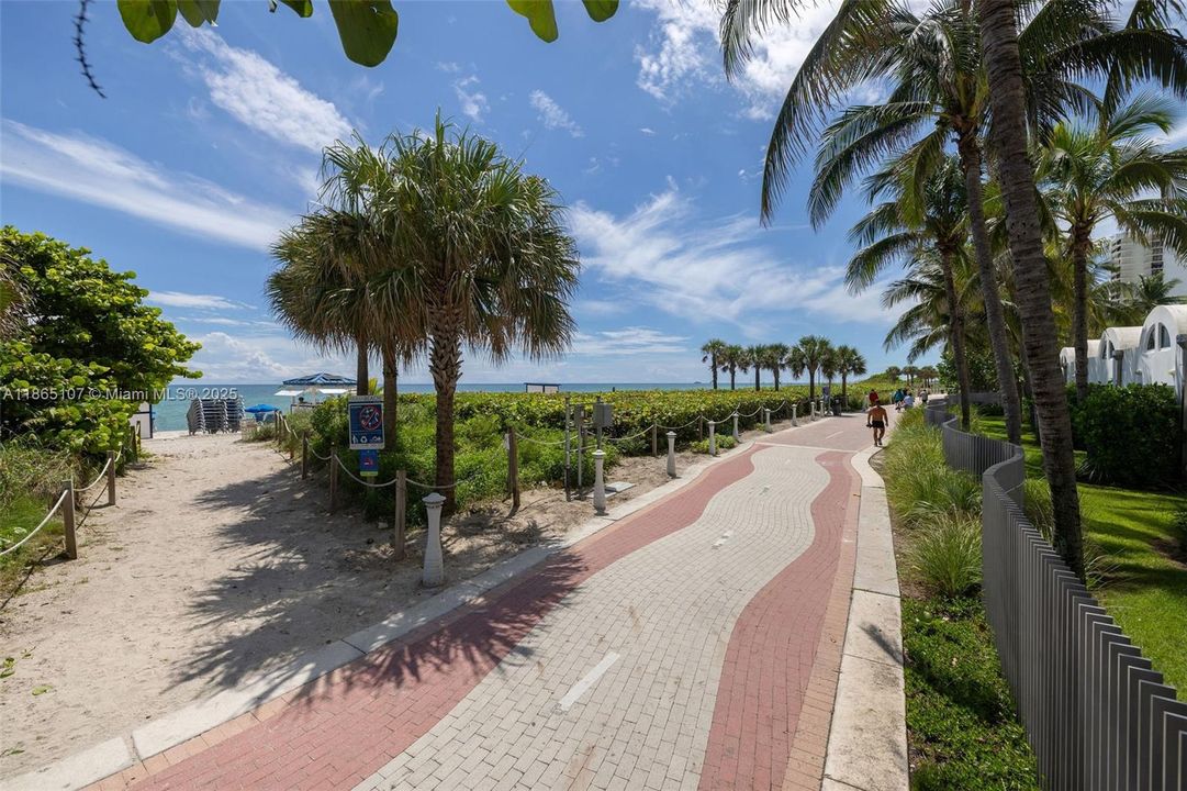 For Sale: $2,899,000 (3 beds, 2 baths, 1761 Square Feet)