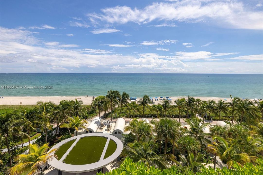 For Sale: $2,899,000 (3 beds, 2 baths, 1761 Square Feet)