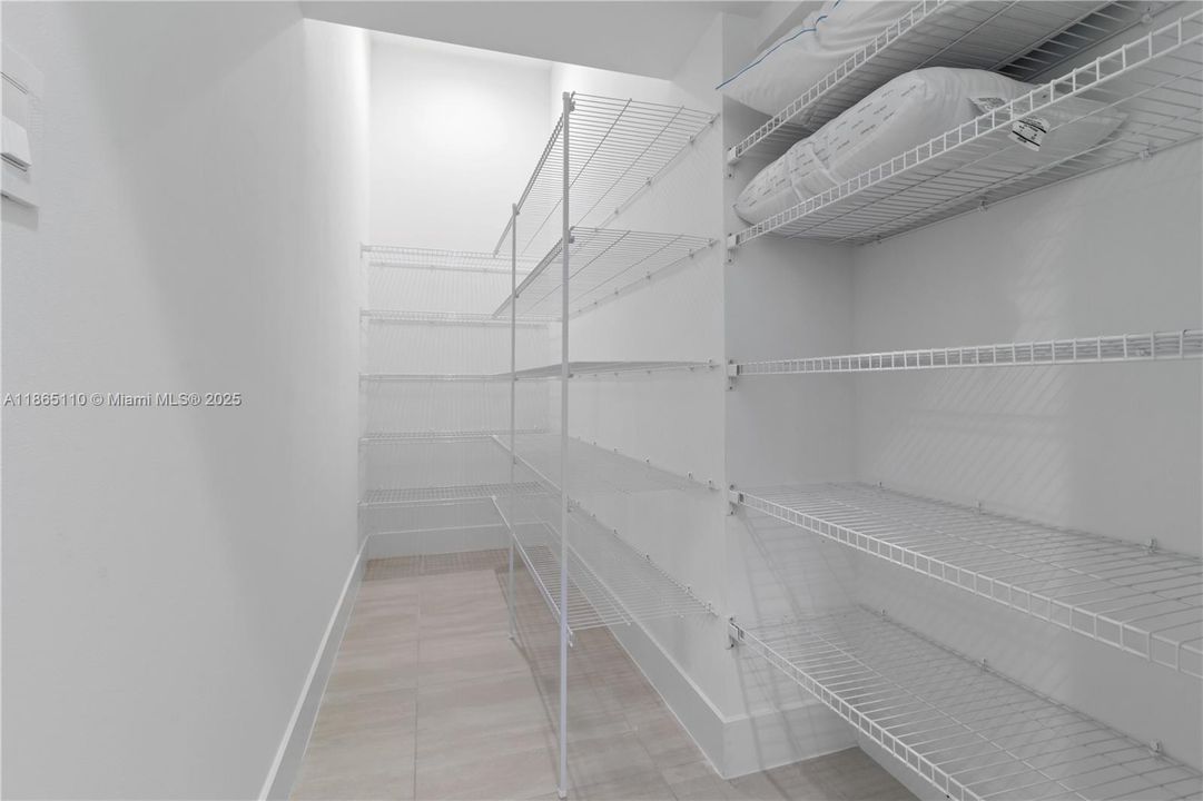 En Renta: $13,000 (4 camas, 3 baños, 4141 Pies cuadrados)