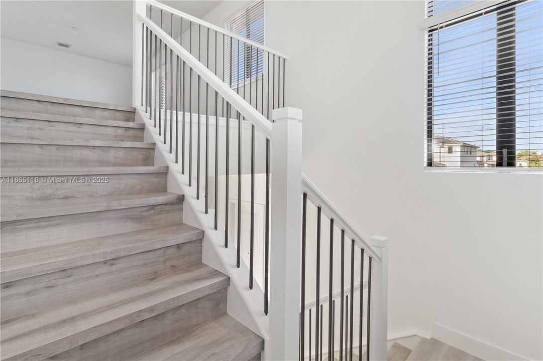 En Renta: $13,000 (4 camas, 3 baños, 4141 Pies cuadrados)