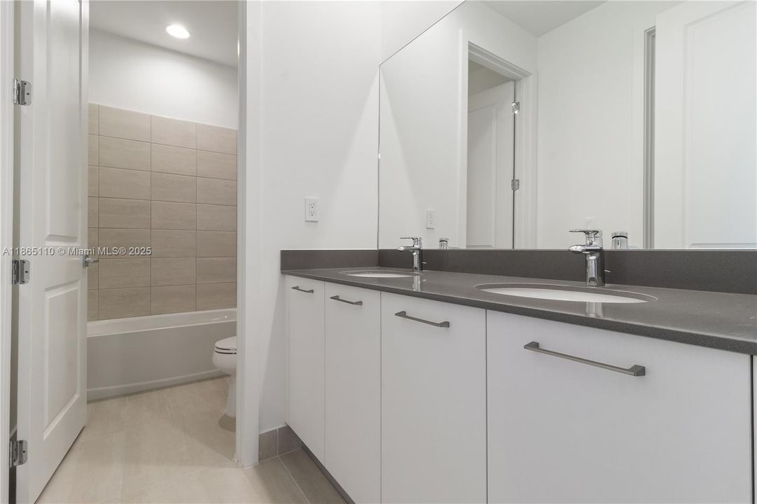 En Renta: $13,000 (4 camas, 3 baños, 4141 Pies cuadrados)