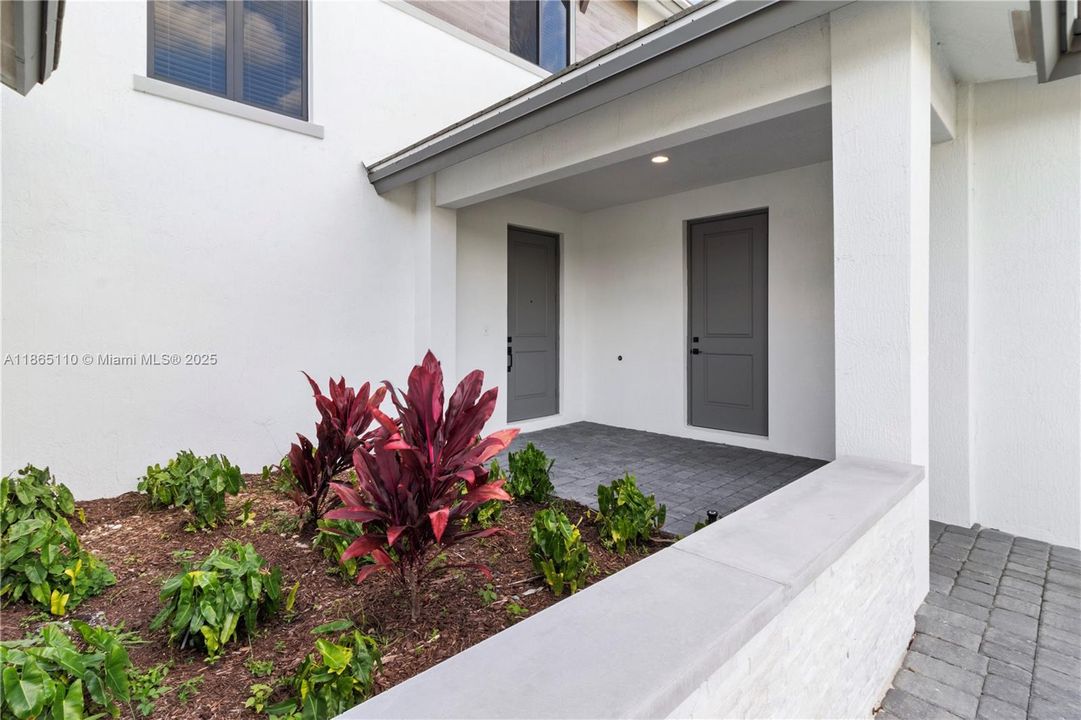 En Renta: $13,000 (4 camas, 3 baños, 4141 Pies cuadrados)